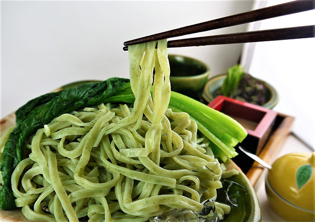 あだち菜うどん